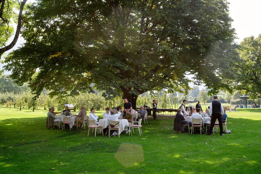 Mattias Roock und Sven Wassmer kochen im Castello del Sole Ascona September 2021 four hands lunch wassmer & roock, mercedes im castello del sole