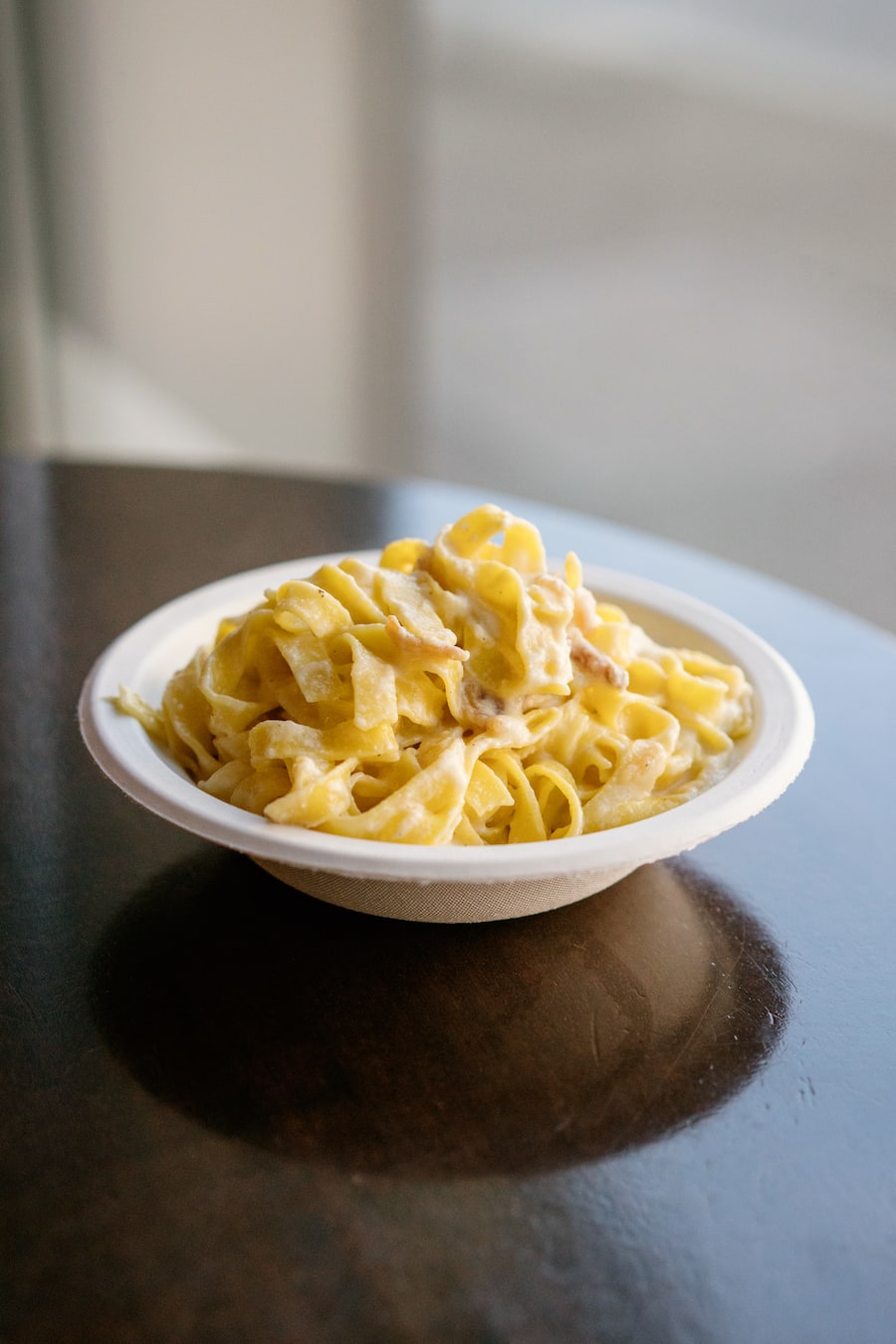 Spaghetti Carbonara im Take-Away Famiglia Tremonte