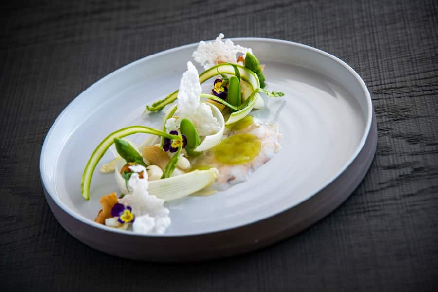 Bürgenstock 2020: Shrimps-Carpaccio mit Spargeln von Martin Stein
