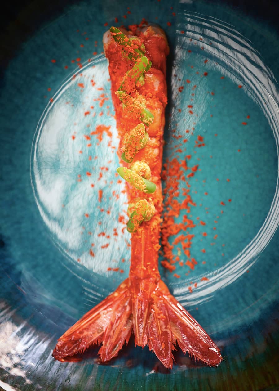 Randogne, le 24 septembre 2019 Bert De Ryckert, chef du restaurant le rawyl Carabineros , crevette gÃante et sa poudre de Corail © sedrik nemeth