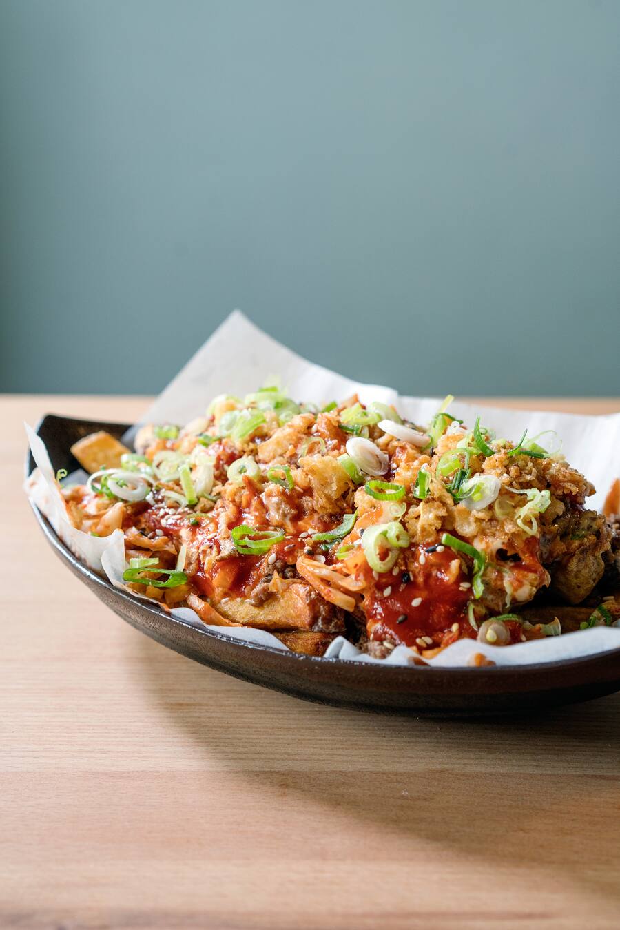 Kimchi Bulgogi Pommes im Restaurant Chilees Korean Burger in Zürich Wiedikon