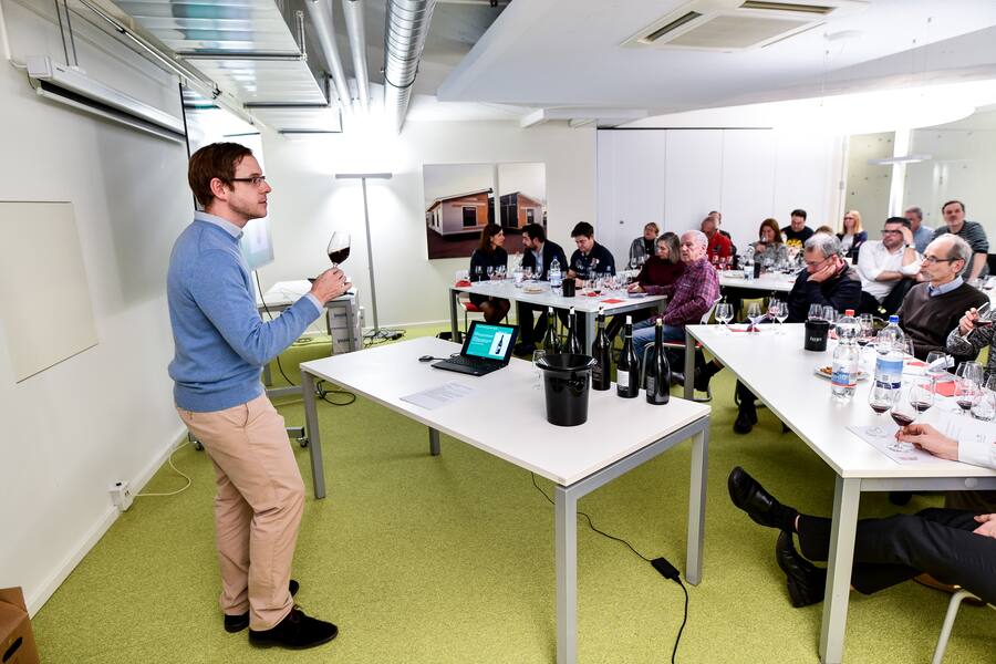 11.02.2019 Lausanne / L'illustre Gault Millau degustation de vins rouges vaudois. Photos L'illustre 2019