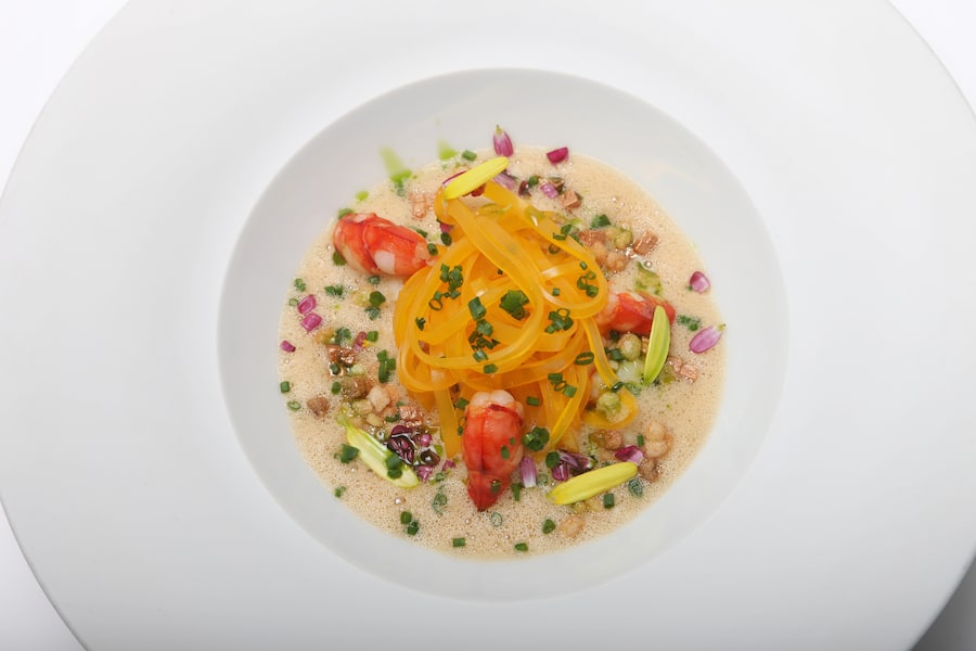 LOCARNO-ORSELINA, 13.10.2020 -Tagliatelle al tuorio d'uovo - Carabinero - Peperone - Finocchio by Chef Sebastian Zier. S. Pellegrino Sapori Ticino 2020 'Sebastian Zier: The other half of the apple'. Riccardo Scamarcio meets Sebastian Zier) in Villa Orselina, Locarno-Orselina.copyright by www.steineggerpix.com & www.saporiticino.ch 2020 / photo by remy steinegger+++ no resale / no archive +++