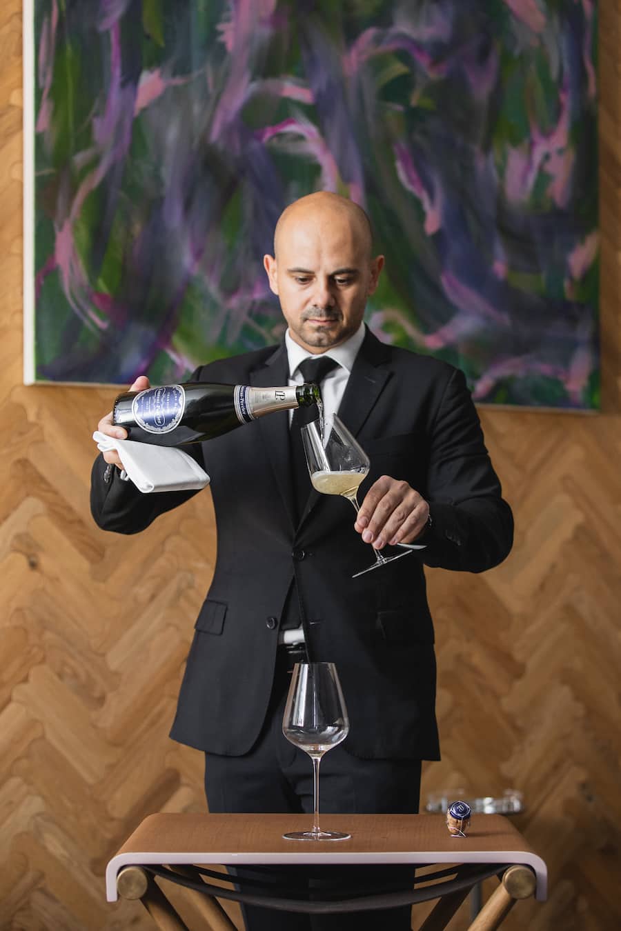 Francesco Benvenuto; Restaurantleiter & Sommelier; IGNIV by Andreas Caminada; Grand Resort; Bad Ragaz; Silvio Germann; Küchenchef; Champagner; Laurent-Perrier; Ultra Brut; Foto: Digitale Massarbeit