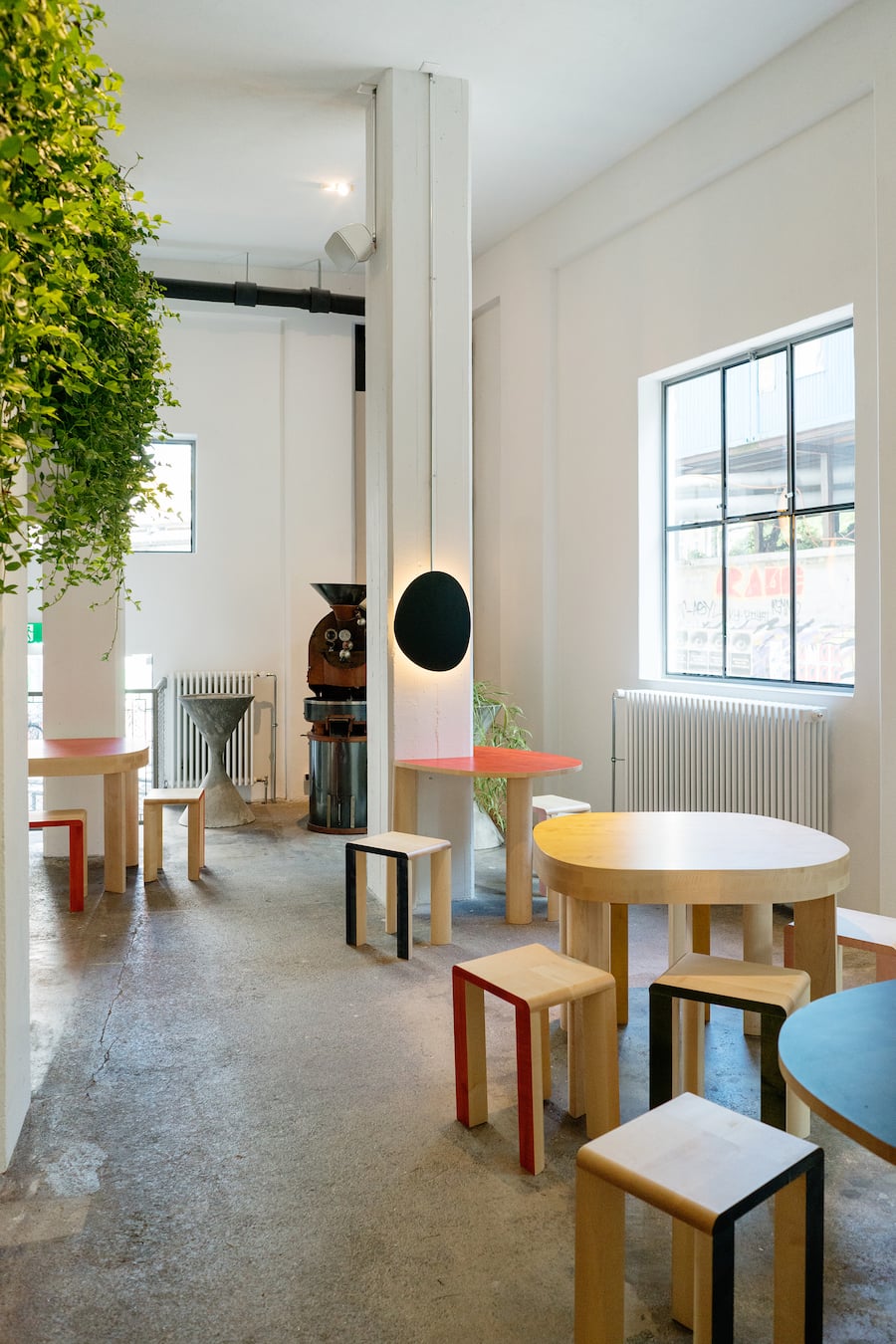 La décoration et l’aménagement des lieux ont été réalisés en collaboration avec le duo de designers «Kueng Caputo».