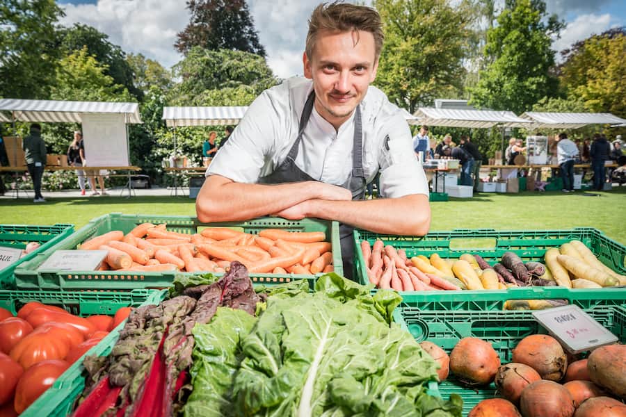 Laurenc Kugel mit Gemüse von Bauer Thurnheer am Fernsicht Markt