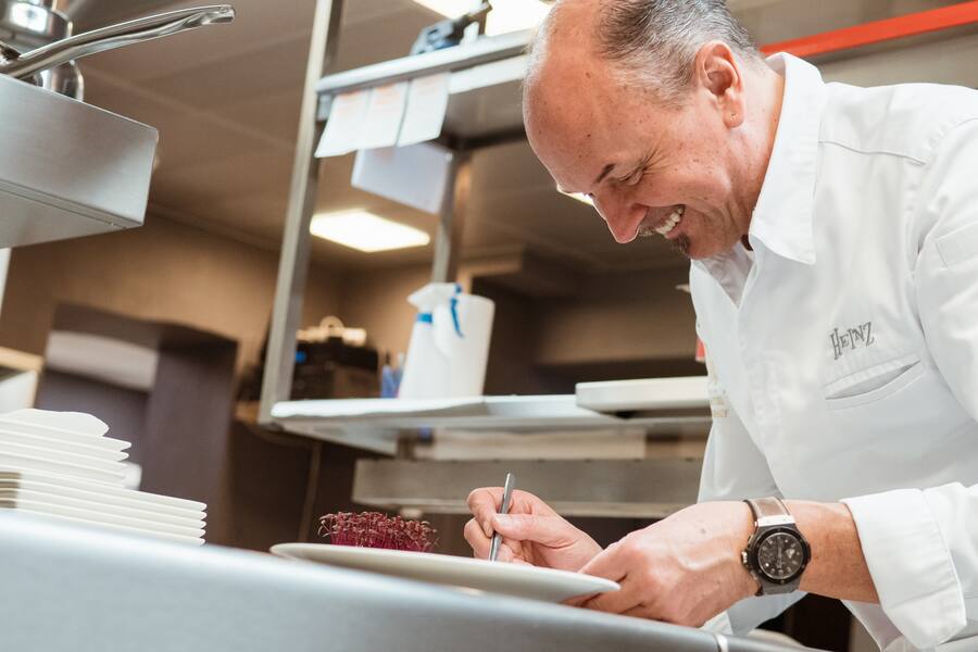Heinz Rufibach, Chefkoch vom Restaurant Prato Borni- Grand Hotel Zermatterhof, Zermatt - 2. März 2019 - Copyright Olivia Pulver