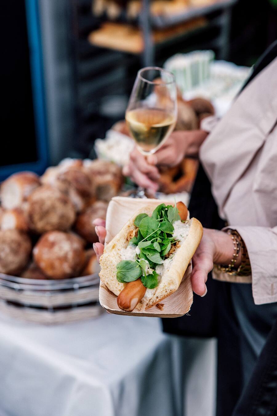 Hot Dog Baur au Lac Kinio