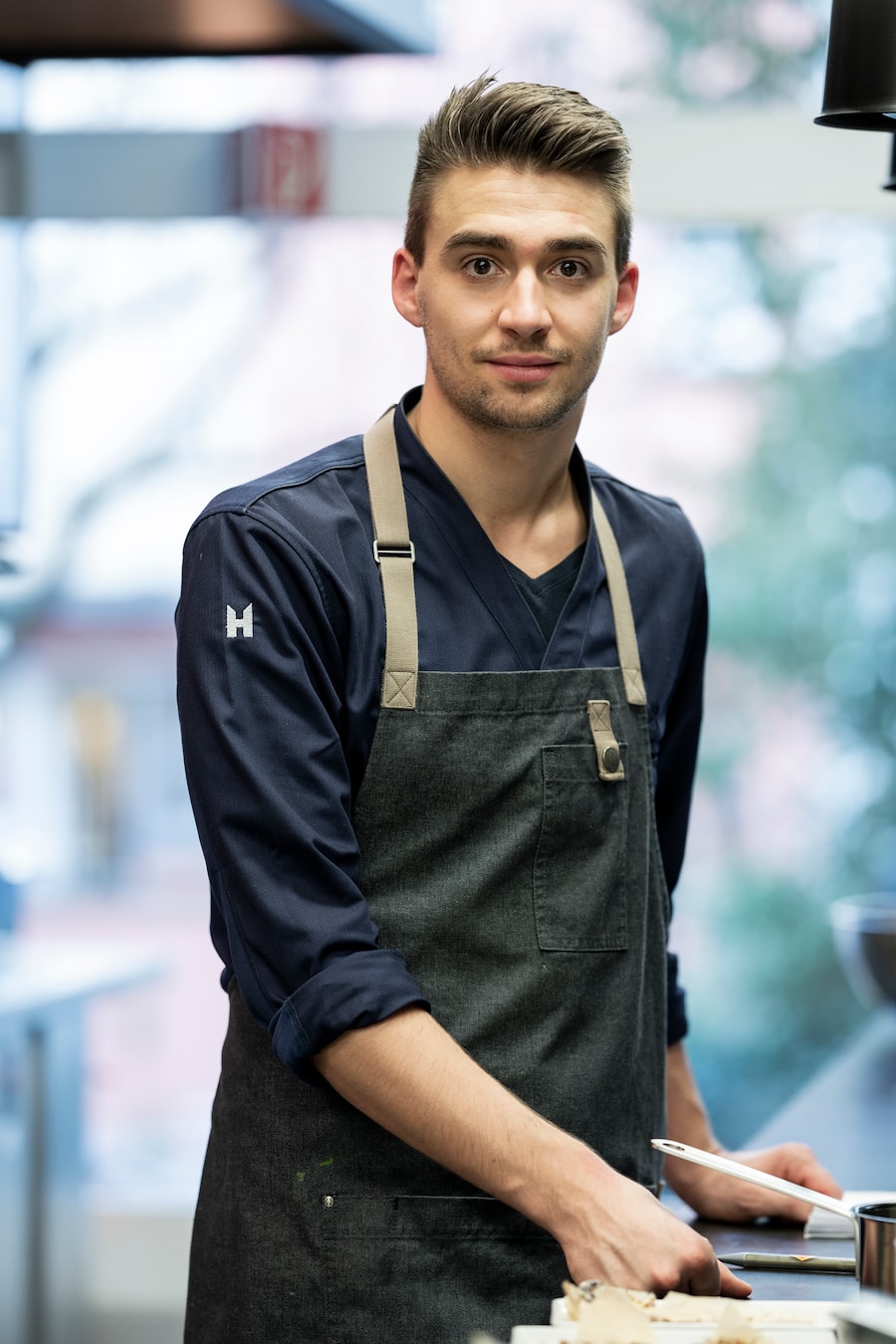 igniv zürich by andreas caminada, daniel zeindlhofer in der küche