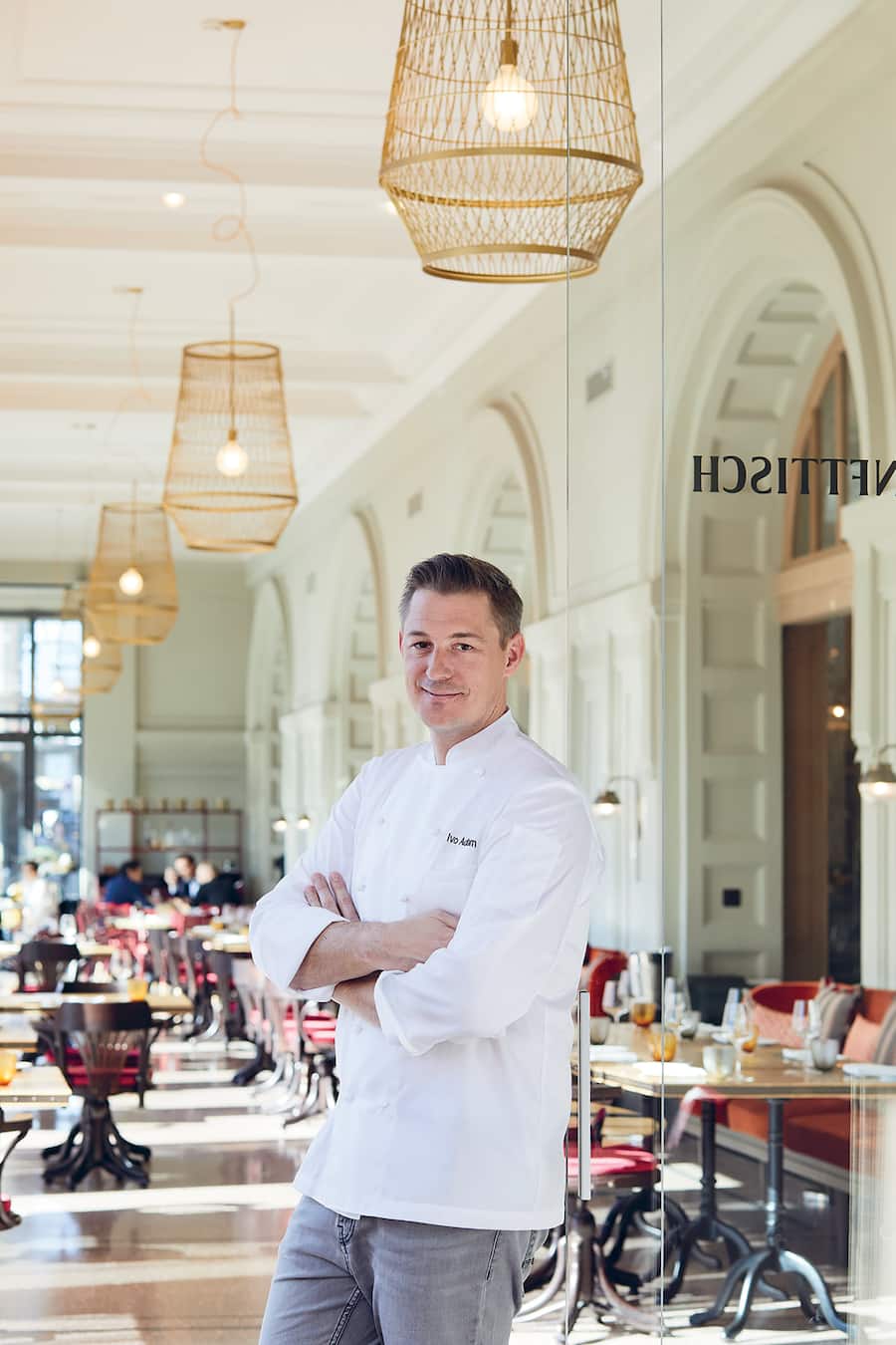 Portraits, Zunftbuch Casino, Ivo Adam. (Yoshiko Kusano)