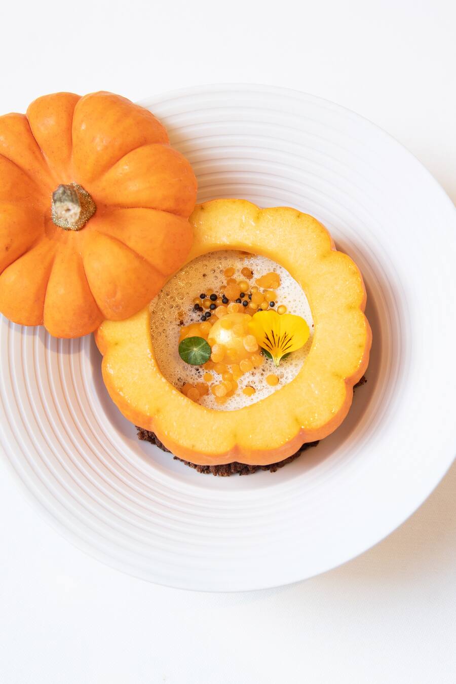 Kürbis mit Pilzvelouté im Einstein Gourmet.