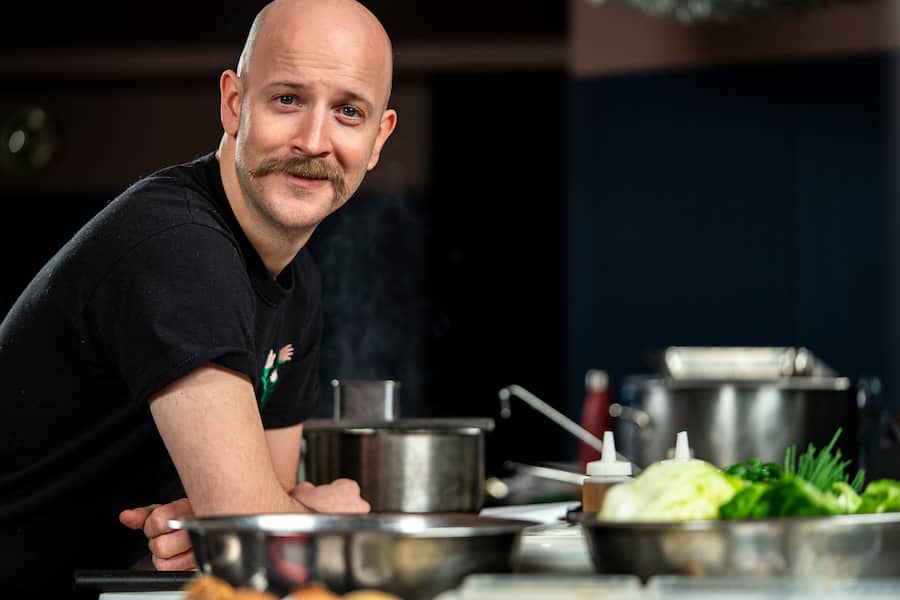 Livecooking Markus Stoeckle, Restaurant Rosi, kocht Kaesespaetzle