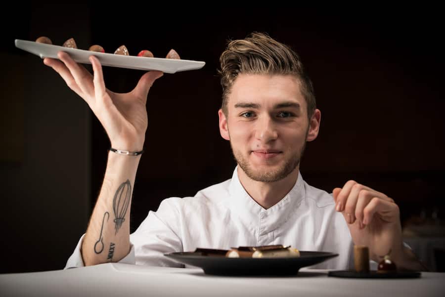 restaurant du Pont de Brent. Christophe Loeffel,élu pâtissier de l'année par le Gaultmillau
