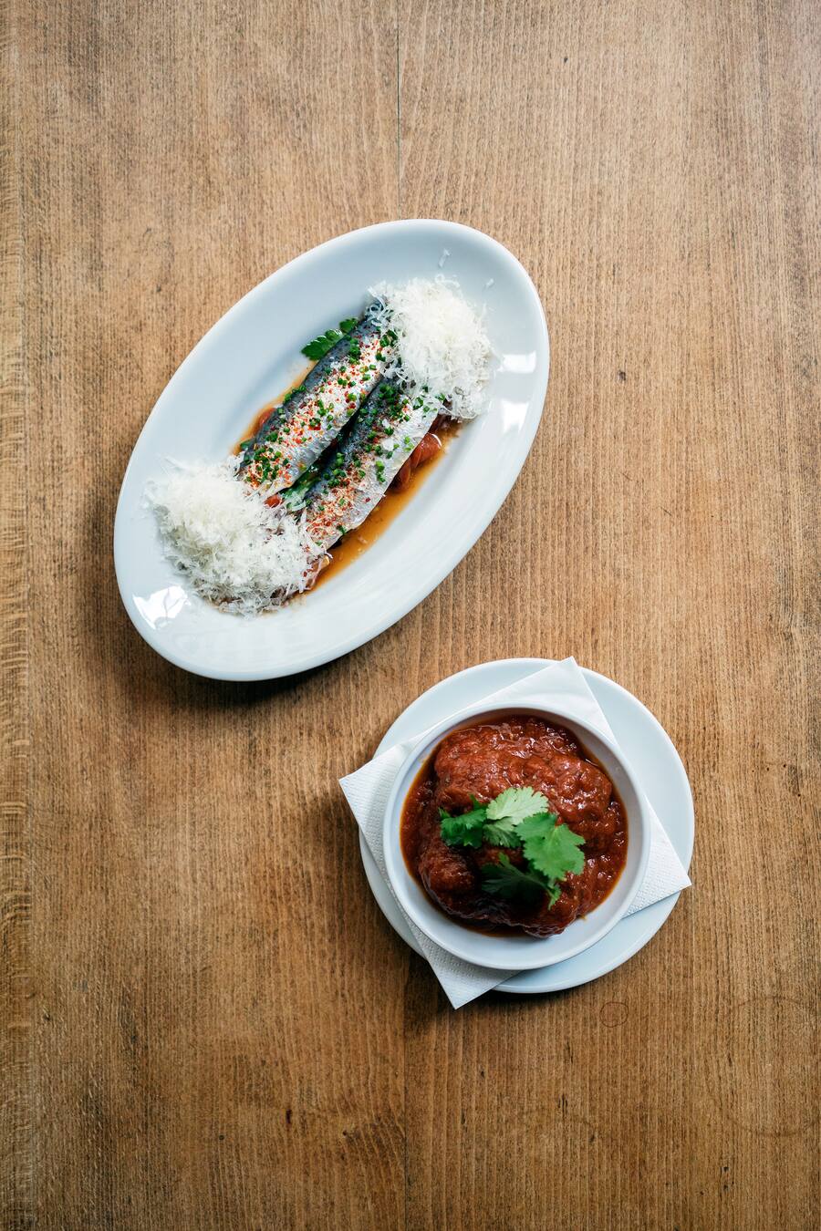 Restaurant Löweneck Zürich mit spanischen Tapas beim Löwenplatz Kreis 1