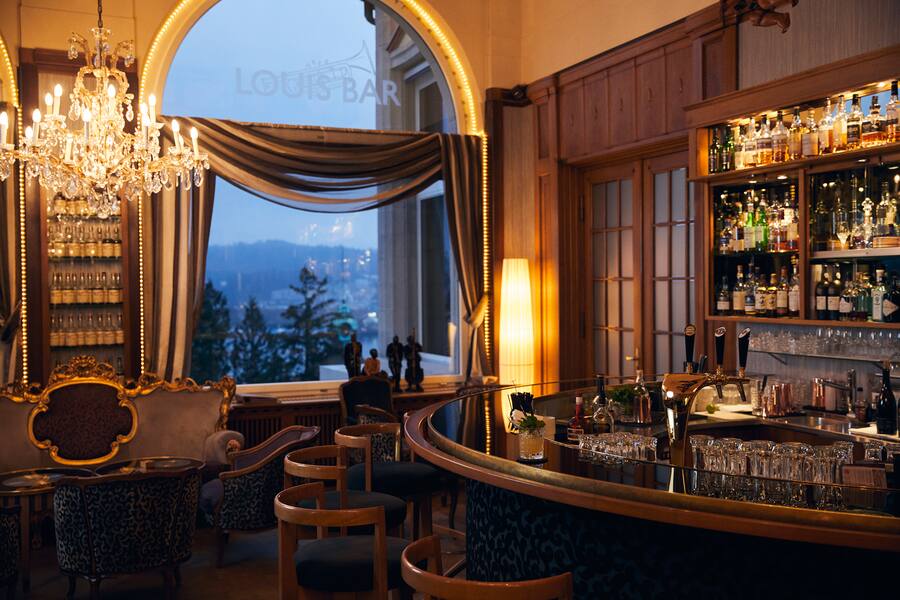 Bar Louis im Art Déco Hotel Montana Luzern, 26.11.2018, Foto Lucian Hunziker