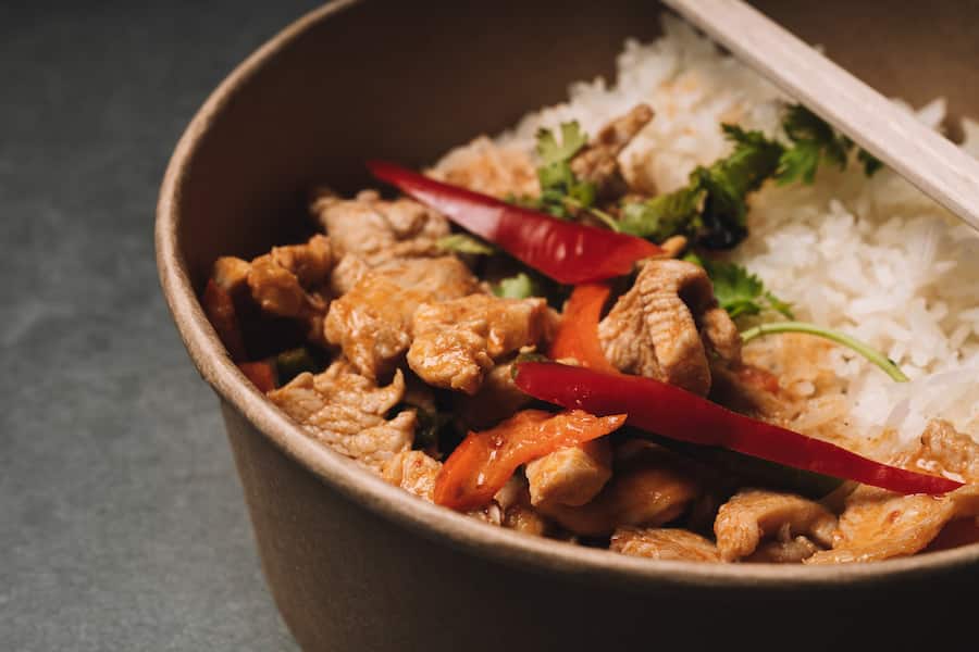 MAMA-THAI-RESTAURANT-RUE-DE-CAROUGE-GENEVE