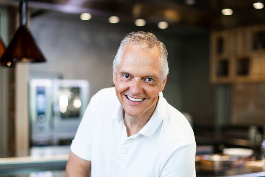 15.06.2021; Bad Ragaz; Mercedes Grand Resort Bad Ragaz; Portrait von Mercedes Schweiz CEO, Marc Langenbrinck. © Valeriano Di Domenico