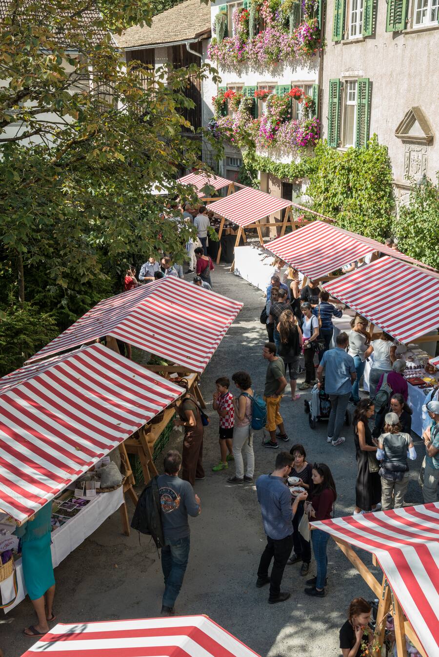 Andreas Caminada Markt auf Schloss Schauenstein
