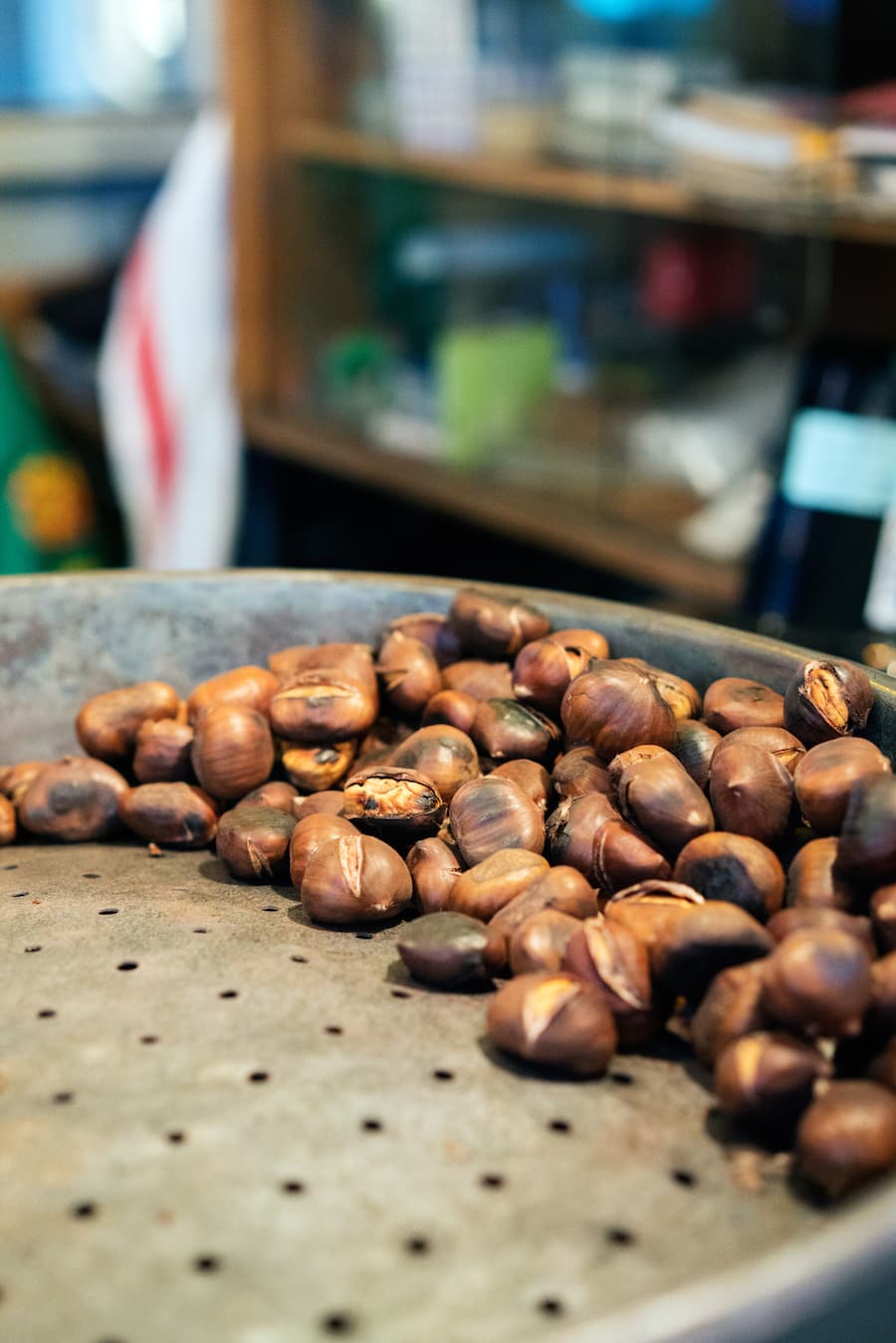 Die besten Marroni in der Stadt Zürich kommen von Roland Eberle