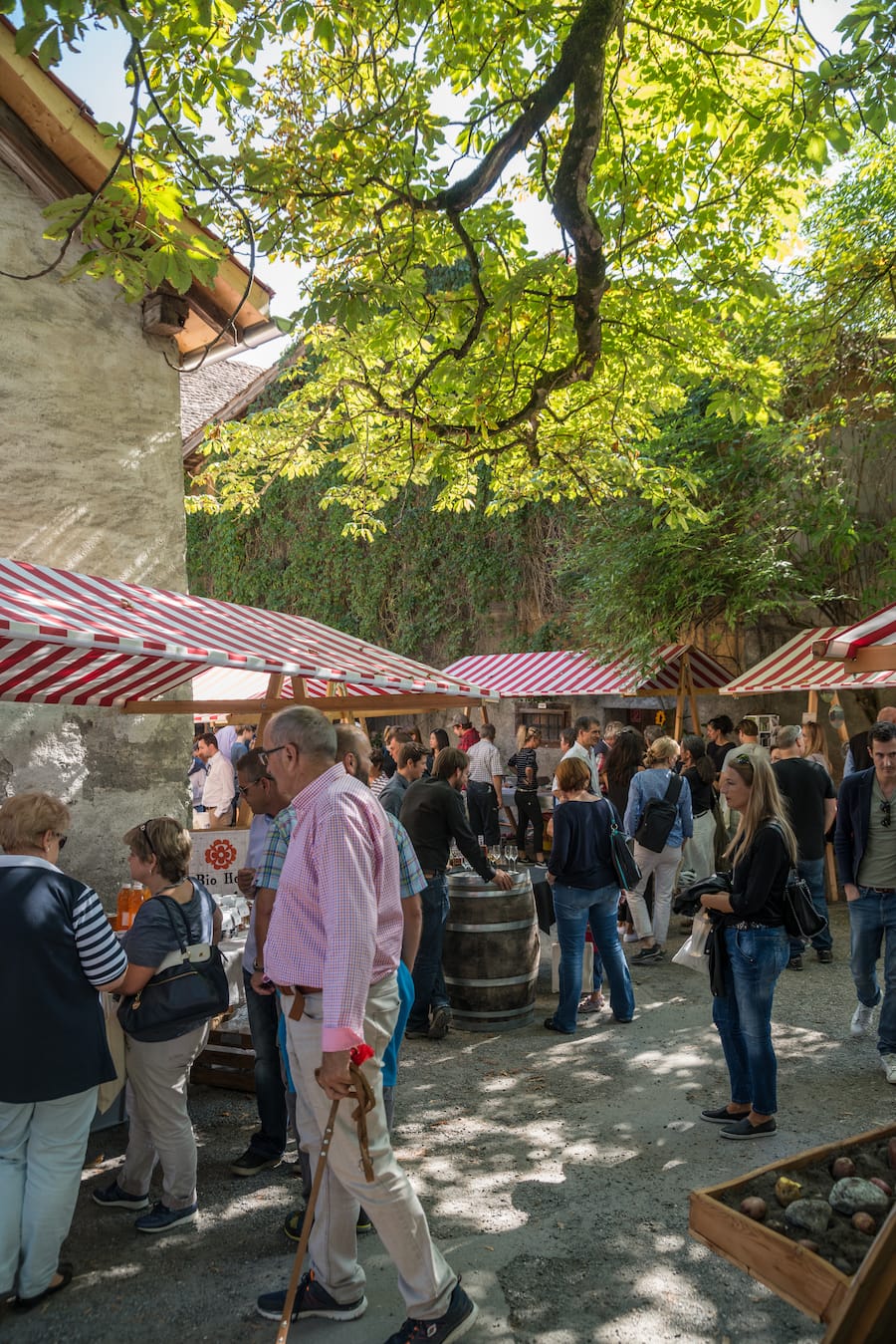 Andreas Caminada Markt auf Schloss Schauenstein