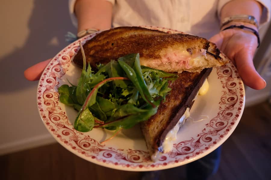 MAX EAUX VIVE GENEVE RESTAURANT BRASSERIE