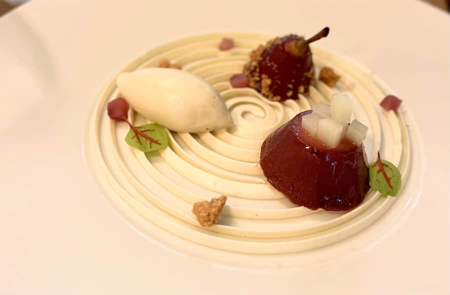 DOMINIQUE-GAUTHIER-CHASSE-GAULTMILLAU-CHANNEL-GENEVE-BEAU-RIVAGE-CHAT-BOTTE