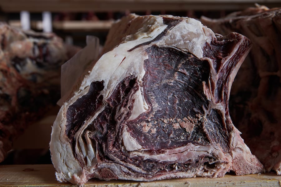 Martigny, le 14 octobre 2021Joel Suter chez Merat fournisseurs de viandes dans la gastronomie © Sedrik Nemeth