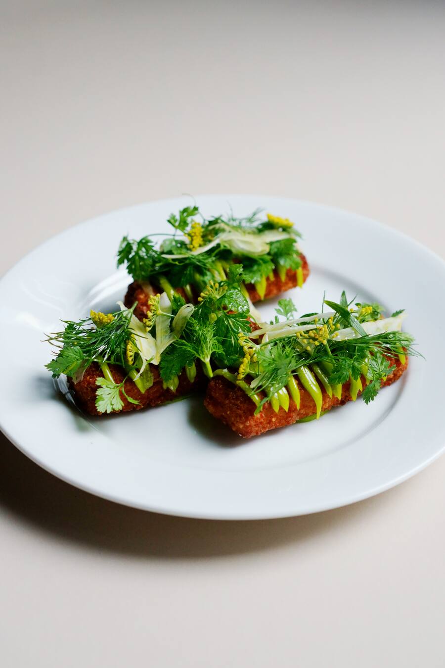 Kosmos Bistro Zurich von Markus Burkhard und Flavia Hiestand an der Europaallee