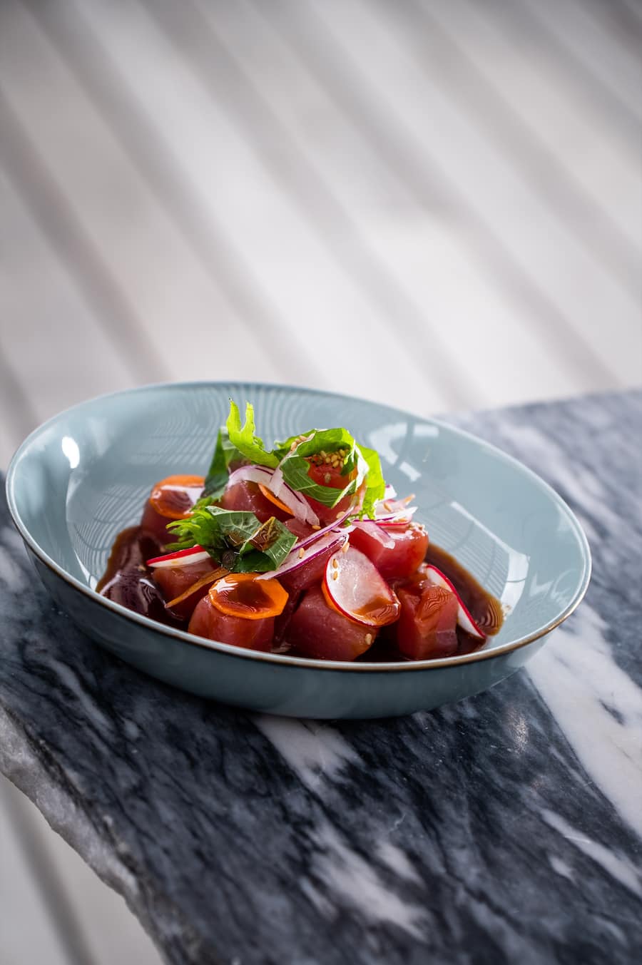 La Réserve Eden au Lac Zürich Scampo, Salmorejo-Sauce, Erdbeere November 2021