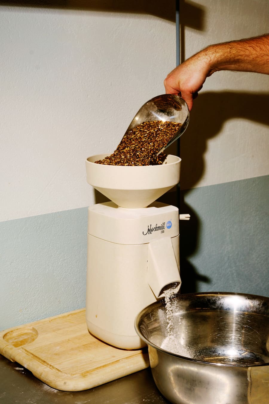 Züribrot mit Larissa Stamoulos und Sascha Graf in ihrer Bäckerei in Zürich