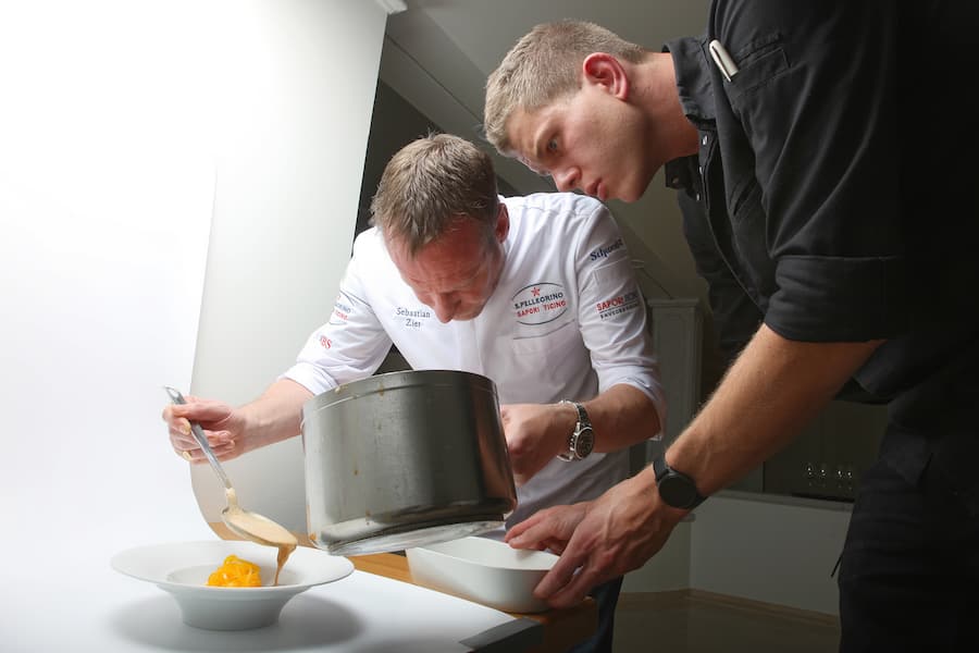 LOCARNO-ORSELINA, 13.10.2020 -Tagliatelle al tuorio d'uovo - Carabinero - Peperone - Finocchio by Chef Sebastian Zier. S. Pellegrino Sapori Ticino 2020 'Sebastian Zier: The other half of the apple'. Riccardo Scamarcio meets Sebastian Zier) in Villa Orselina, Locarno-Orselina.copyright by www.steineggerpix.com & www.saporiticino.ch 2020 / photo by remy steinegger+++ no resale / no archive +++