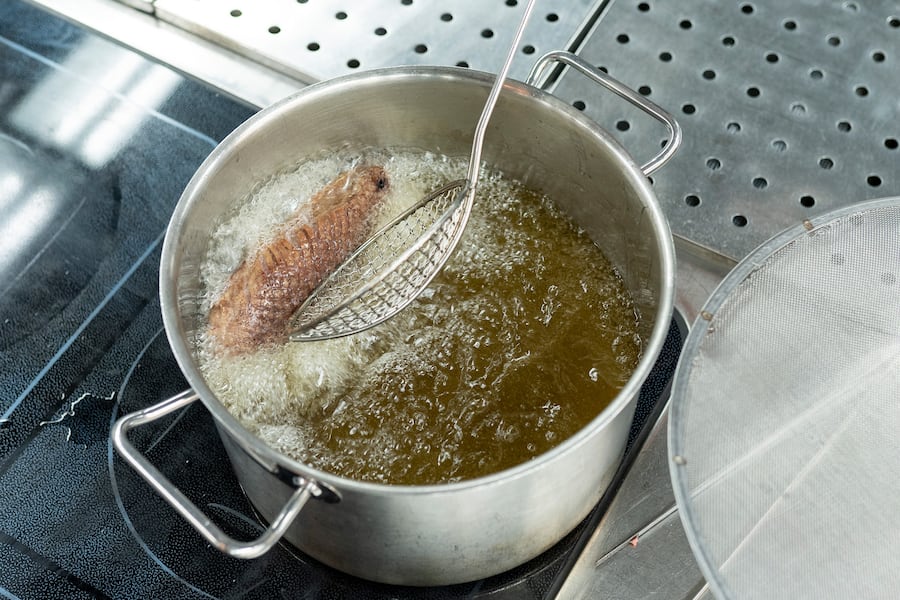 Heiko Nieder zeigt wie man Cordon bleu und Ente sousvide gart