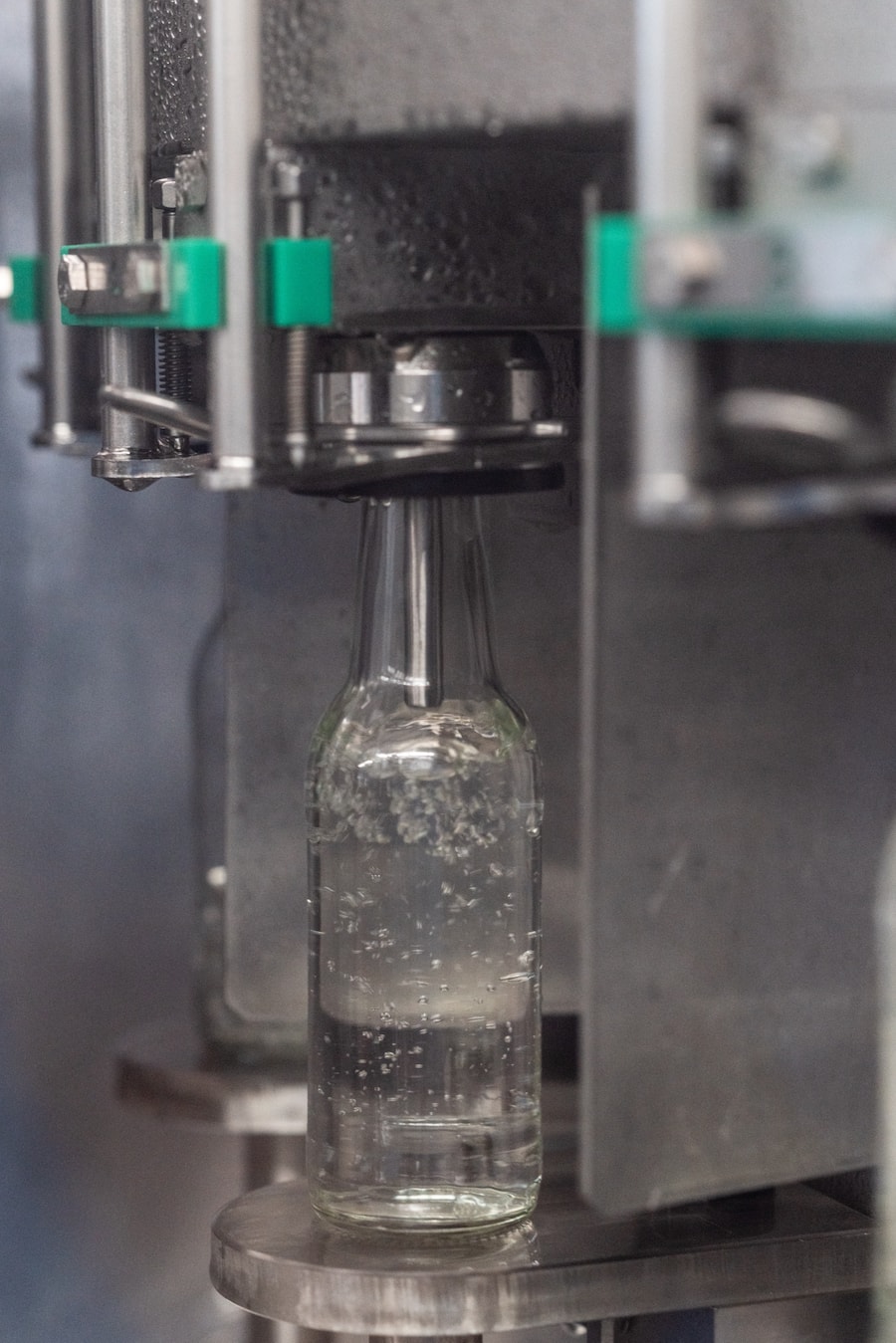 Swiss Mountain Spring ist ein innovatives Start-up, das Tonics und Ginger Ales aus Bergquellwasser herstellt. - Allschwil - 13.1.2022 - Copyright Olivia Pulver