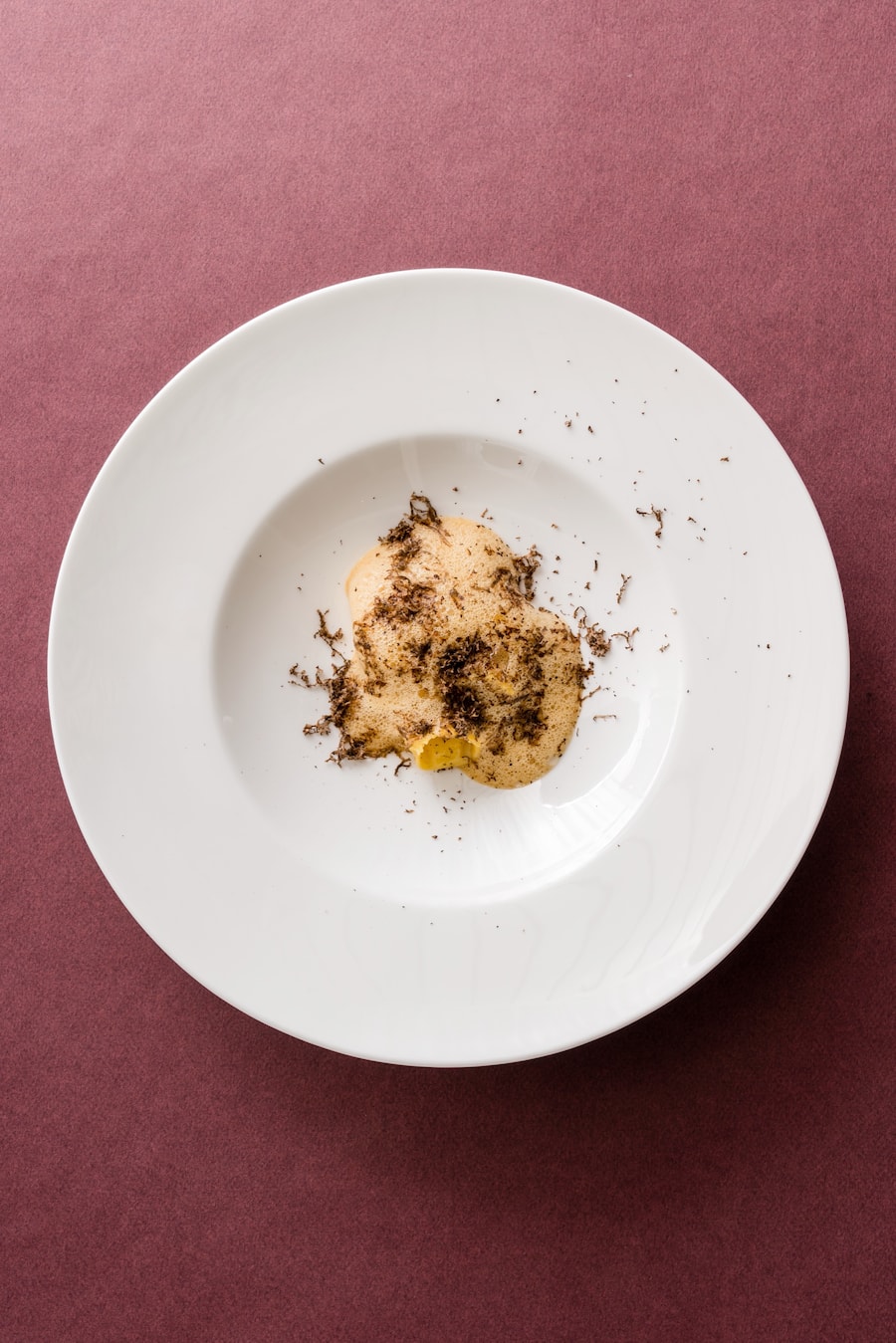 Marco Campanella: Parmesanravioli, Schwarzer Trüffel - Gourmet Tour 2022 - Tschuggen Grand Hotel - Arosa - 8. Januar 2022 - Copyright Olivia Pulver