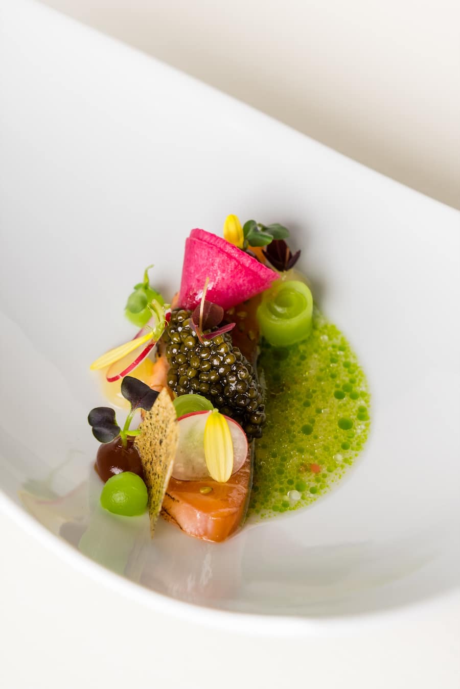 Fabio Toffolon: Swiss Alpin Lachs, Kaviar, Citrus - Tschuggen Gourmet Tour - Arosa - 7. Januar 2022 - Copyright Olivia Pulver