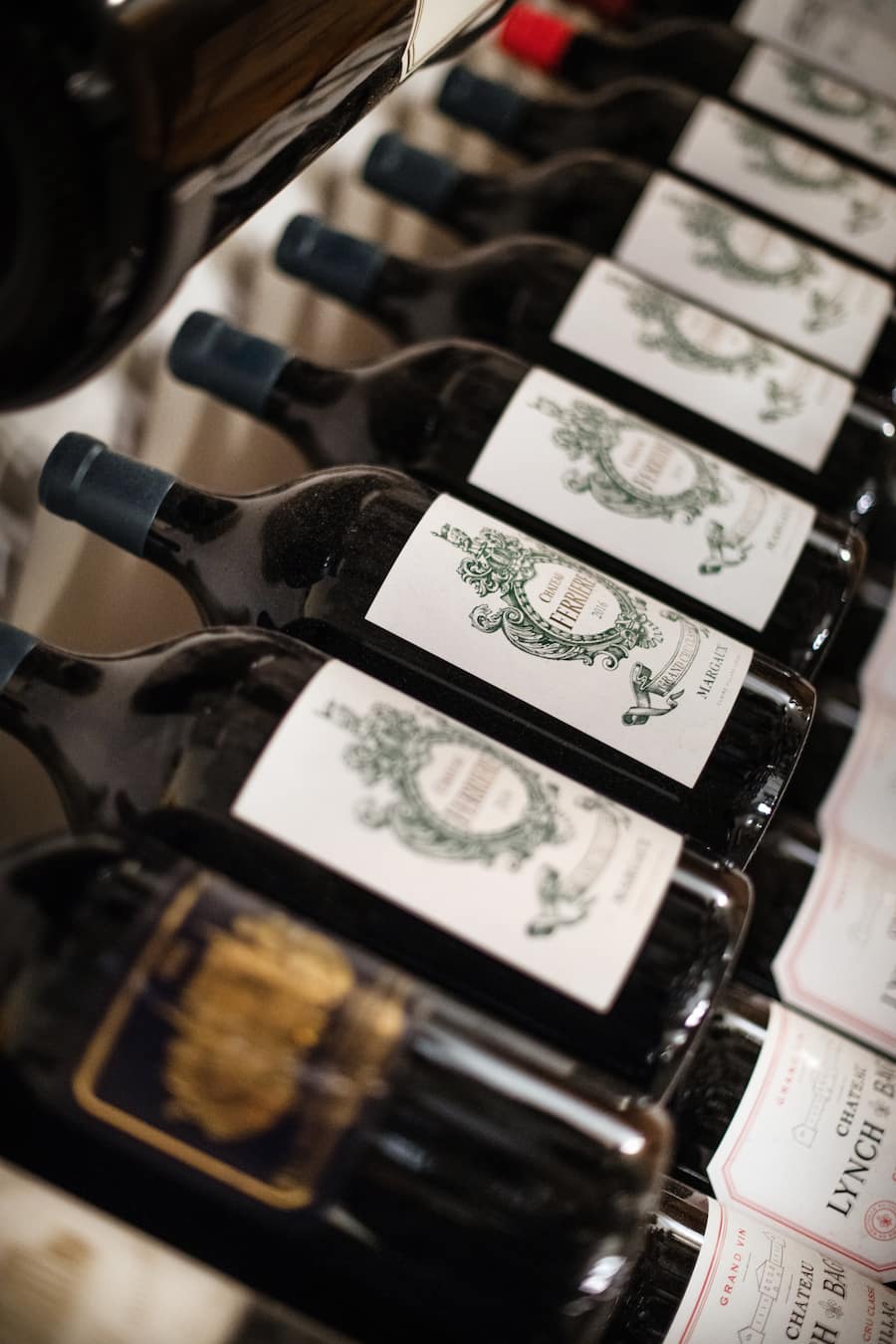 Zum Gupf, legendärer Weinkeller, mit Sommelier Stefan Schachner, 11. Dezember 2021, Rehetobel AR