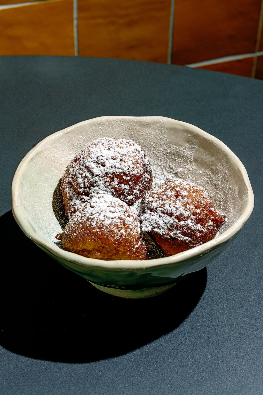 Kafi Ö und Mooga in Zürich vegane afrikanische Küche Puff-puff