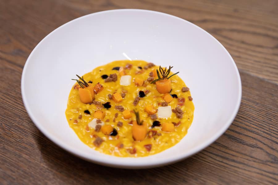 31.10.2022; Zürich: GMC - Ristorante Ornellaia; Kürbisrisotto mit Taleggio und getrockneten Tomatenâ. © Valeriano Di Domenico