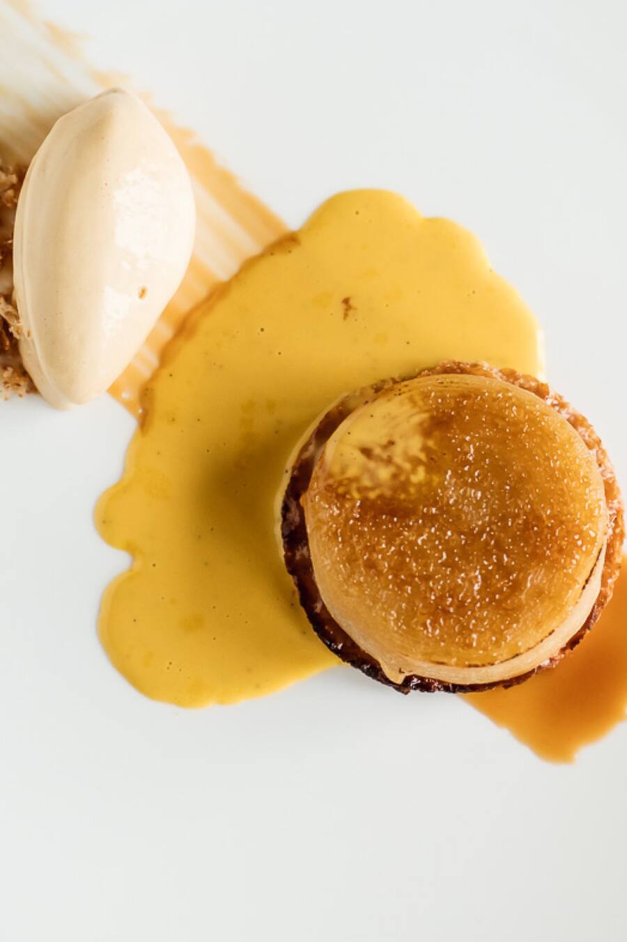 Apfel Tarte Tatin, Restaurant Da Vittorio, Carlton Hotel St. Moritz, GRâ¨â¨Â© HO via Carlton Hotel, Byline Olivia Pulverâ¨