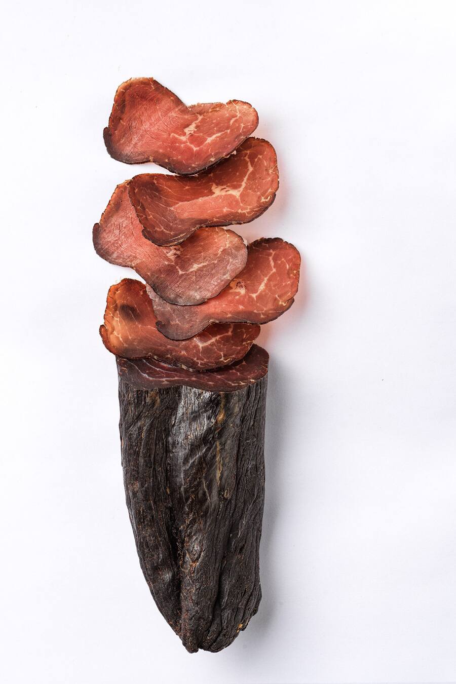 Bergfleisch für Heutage aufgeschnitten.