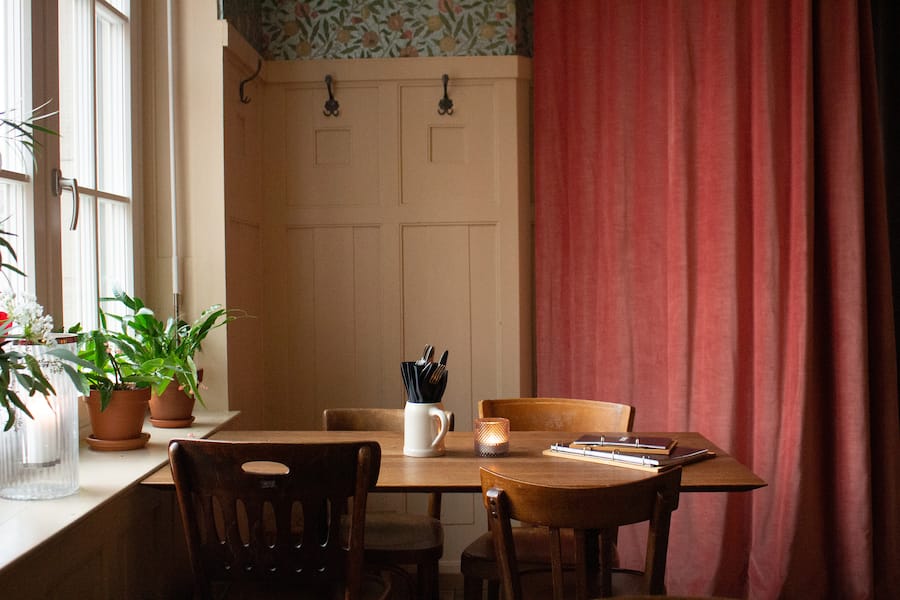 Die Sauerei18.03.2022. Viel Bier und deftige Speisen aus der bayrischen Küche. Die Sauerei. Sydney Karolewski