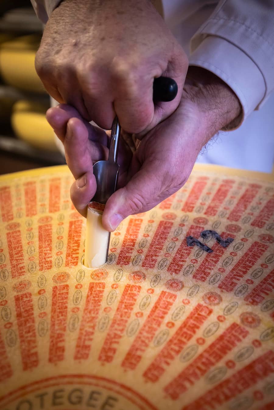 Emmentaler AOP Schaukäserei 2022