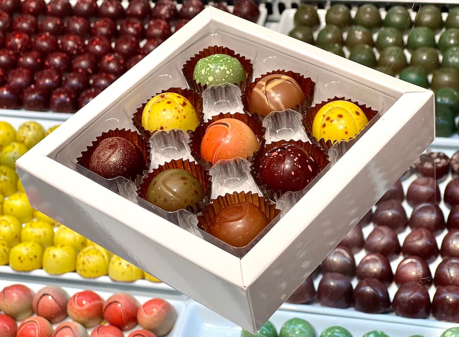 GAULTMILLAU-CHANNEL-GENEVE-CANONICA