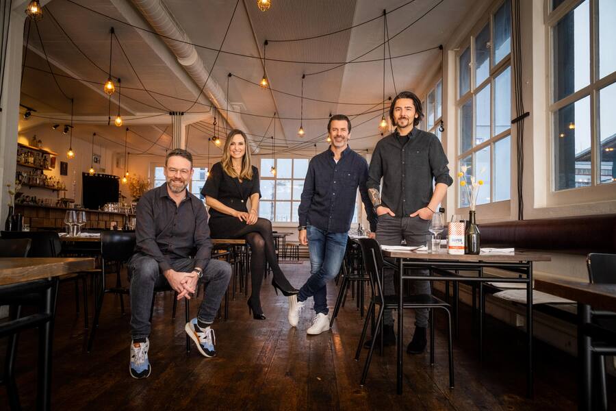 Die Juroren Nik Hartmann, Zoe Torinesi, Andreas Caminada, Nenad Mlinarevic für die Kochshow «MasterChef» im Restaurant Smith&De Luma in Zürich, 2022