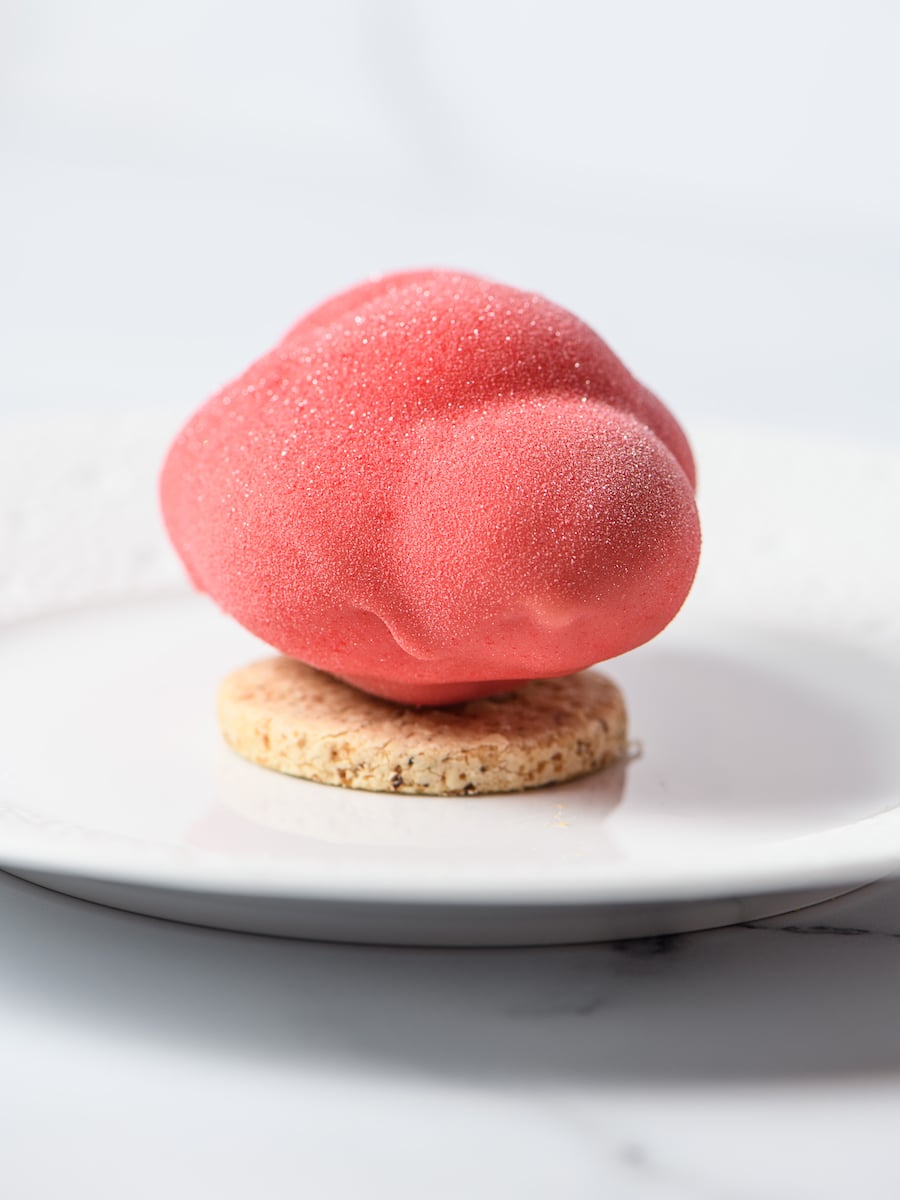 PATISSERIE-SOFIA-GENEVE-DOMINIQUE-COSTA-M3GROUPE-GAULTMILLAU-CHANNEL