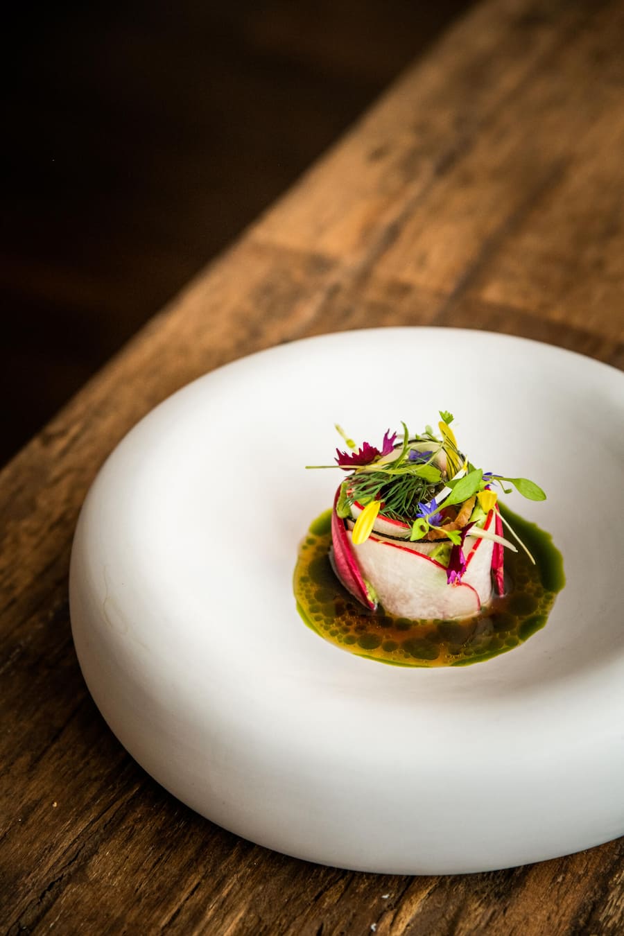 Rettich, gebeizte Königsmakrele, Rettichponzu-Sud Sense of Delight Showroom Kaviari Kaviar Patrick Mahler 2020