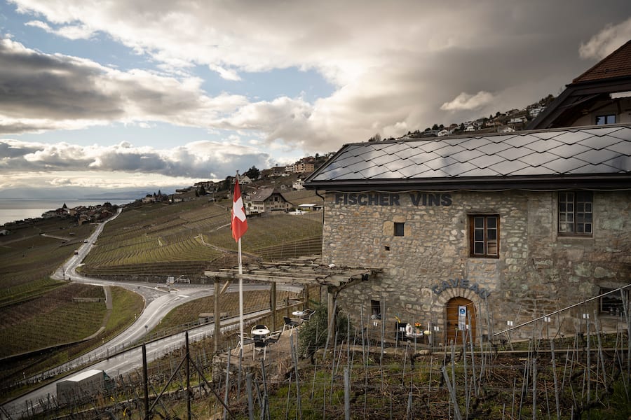 Vue du caveau du domaine des Papillons appartenant à la famille de vignerons Fischer, le mardi 15 février 2022 à Chenaux. (© Gabriel Monnet/ Gault & Millau)