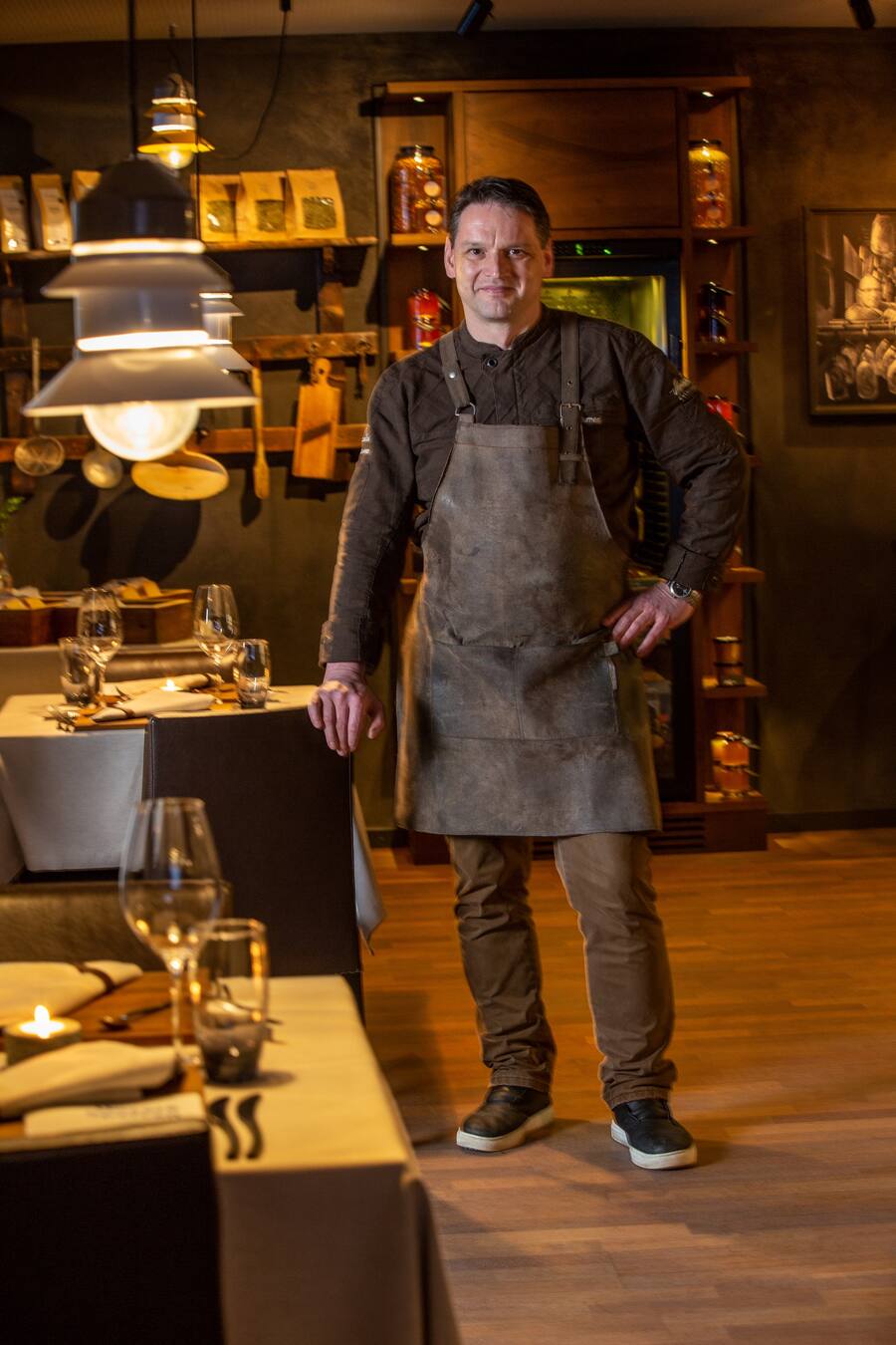 Hansjörg Ladurner im Scalottas Terroir im Schweizerhof Lenzerheide