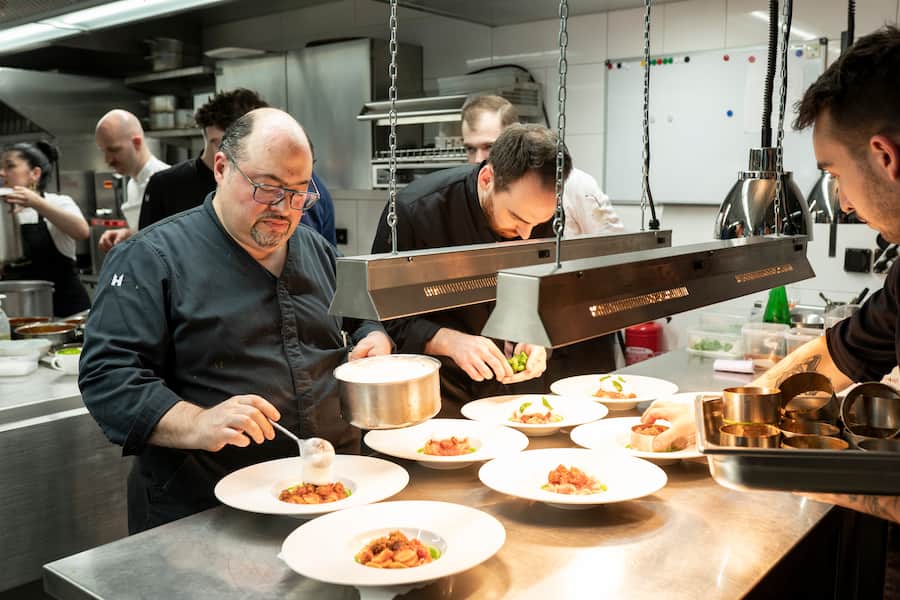 Heilemann & Friends im Alex Lake Zürich April 2022 Ornellaia Küchenchef Antonio Colaianni