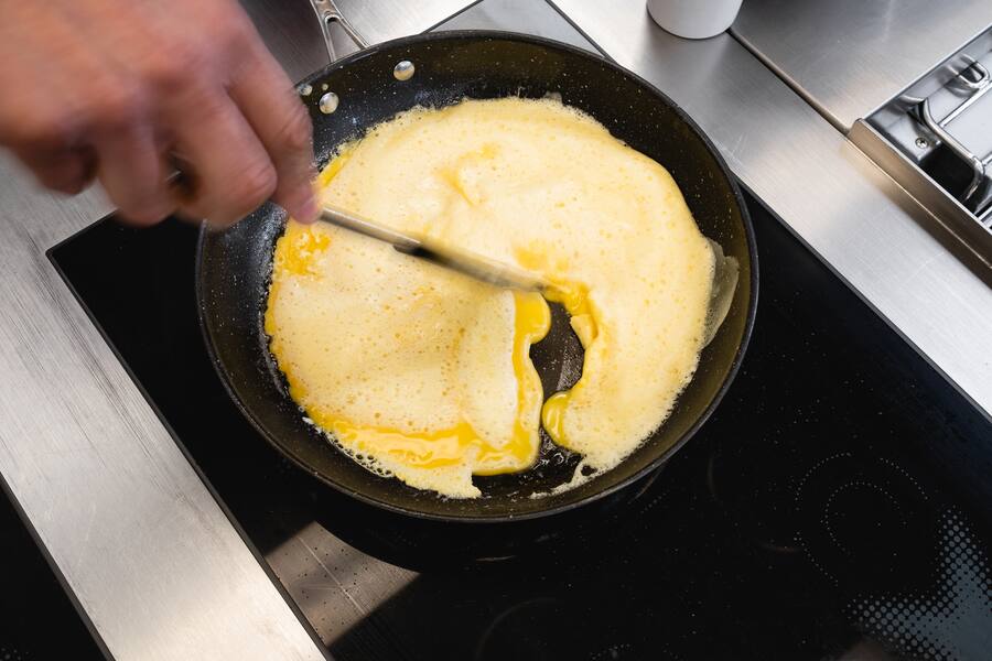 Rolf Fuchs, Panorama, Steffisburg, Eier, Ostern, Rührei mit Rahm und Rucola, Zitronen-Ãl